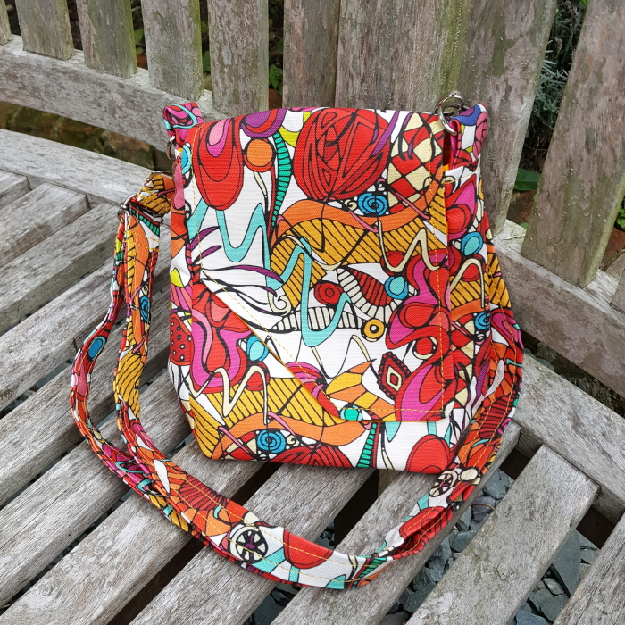 Dance purse by Amy Magnussen of Oso Made spoonflower fabric Spanish Dance Sharon Turner